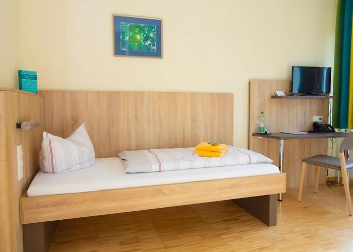 Hotel Gaestehaus *