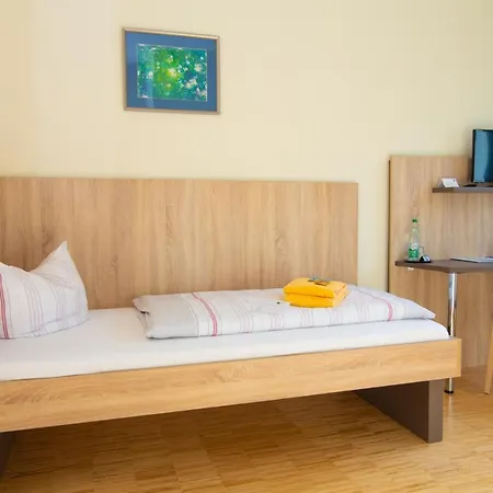 Hotel Gaestehaus *
