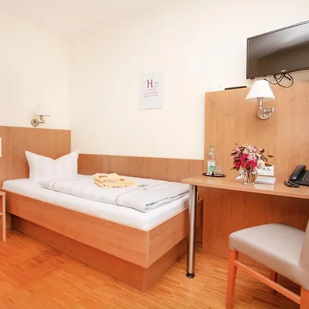 Hotel Gaestehaus *